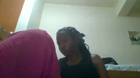 Snapshot of sweett_kimmie chatting on 04-20-26, 03:37 sweett_kimmie online show from 04-20-26, 03:37
