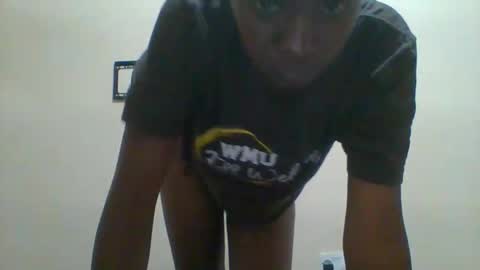 Snapshot of sweett_kimmie chatting on 04-22-26, 06:31 sweett_kimmie online show from 04-22-26, 06:31