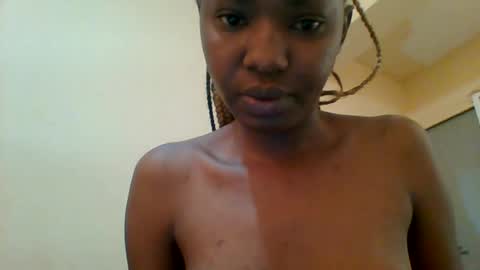 sweett_kimmie online show from 06-26-26, 08:19