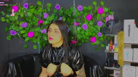 Molly -  INDEPENDENT MODEL online show from 05-10-26, 07:57