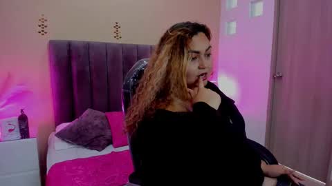 Snapshot of sweett_rose_ chatting on 11-04-25, 03:11 sweett rose online show from 11-04-25, 03:11