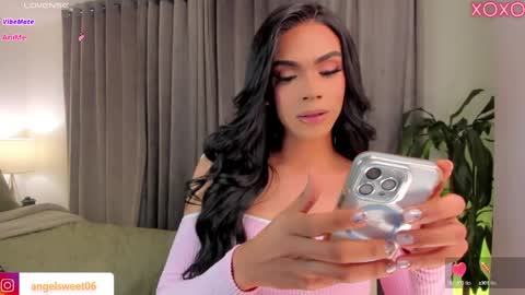 Snapshot of sweett_shinexx chatting on 09-10-25, 04:56 angel online show from 09-10-25, 04:56