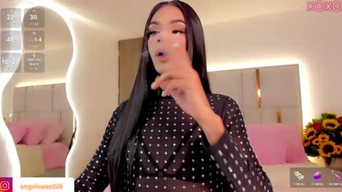 Snapshot of sweett_shinexx chatting on 09-22-25, 04:58 angel online show from 09-22-25, 04:58