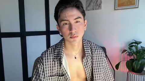 Snapshot of sweettaaron chatting on 04-20-26, 09:27 Andy online show from 04-20-26, 09:27