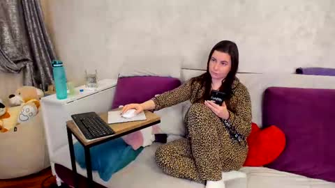 Snapshot of sweetteets24 chatting on 02-21-25, 07:10 fansly SweetSofia24 online show from 02-21-25, 07:10