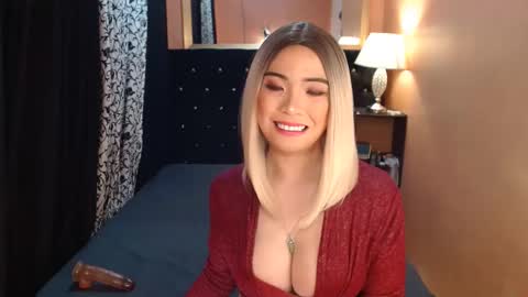 Ms trixiee online show from 12-04-24, 05:49