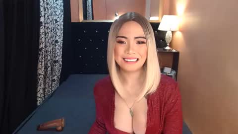 Ms trixiee online show from 12-12-24, 06:25