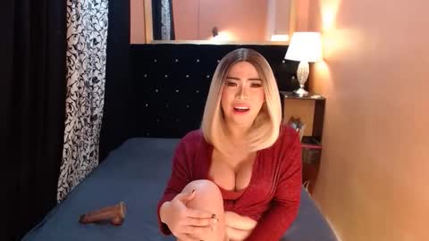 Ms trixiee online show from 10-07-25, 09:23