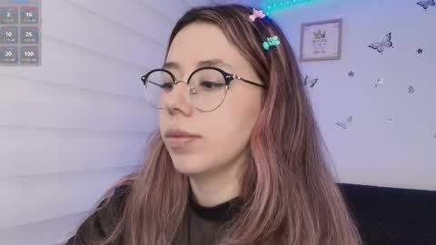 Snapshot of sweettvera_ chatting on 09-25-25, 10:30 Veronica Independent Model online show from 09-25-25, 10:30