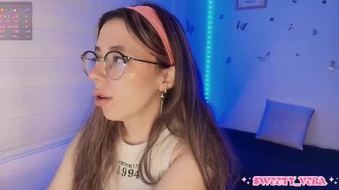 Veronica Independent Model online show from 10-06-25, 10:45