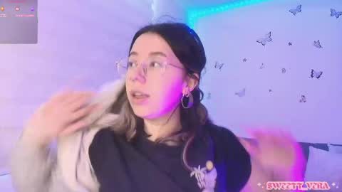 Veronica Independent Model online show from 04-30-26, 12:44