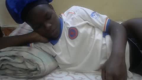 Snapshot of sweetvallerie chatting on 02-26-25, 09:10 sweetvallerie online show from 02-26-25, 09:10