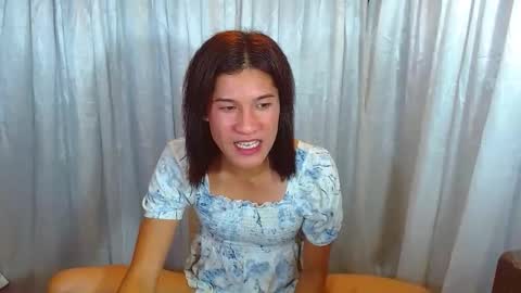 sweetvictoria2000 online show from 05-11-26, 06:38