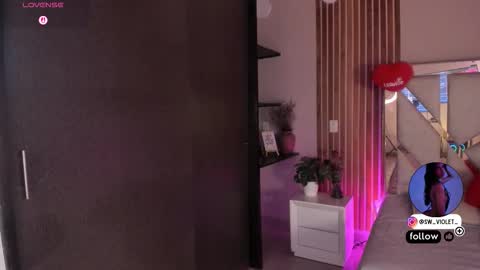 Snapshot of sweetviolet___ chatting on 02-24-26, 12:25 sweetviolet___ online show from 02-24-26, 12:25