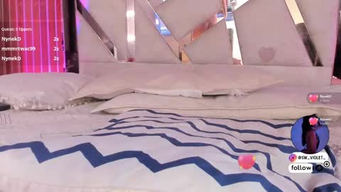 Snapshot of sweetviolet___ chatting on 05-11-26, 04:04 sweetviolet___ online show from 05-11-26, 04:04