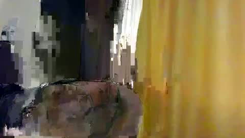 Snapshot of sweetvixen_ chatting on 12-10-24, 07:58 Cute vixen online show from 12-10-24, 07:58