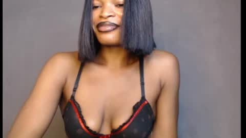 sweetxxboobsx online show from 06-25-26, 09:03
