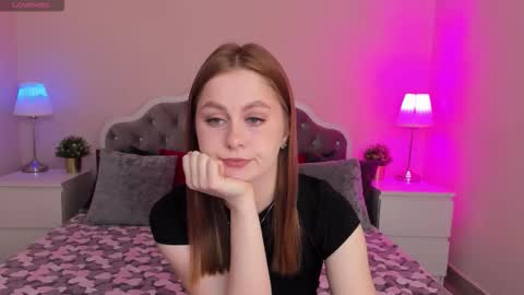 Snapshot of sweety69foxy chatting on 09-14-25, 01:16 sweety69foxy online show from 09-14-25, 01:16