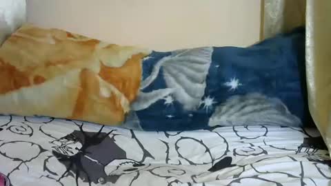 Sarah online show from 11-14-25, 05:39