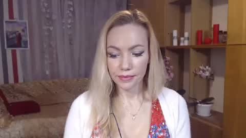 Snapshot of sweety_friend chatting on 12-12-24, 09:04 Sweety friend online show from 12-12-24, 09:04
