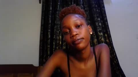 Snapshot of sweety_melanin chatting on 05-30-26, 11:24 Vickky online show from 05-30-26, 11:24