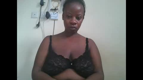 Snapshot of sweetyass25 chatting on 09-29-25, 04:28 sweetyass25 online show from 09-29-25, 04:28