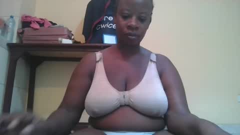 sweetyass25 online show from 04-02-26, 06:00
