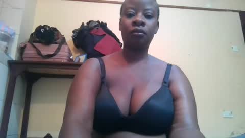 Snapshot of sweetyass25 chatting on 06-14-26, 06:26 sweetyass25 online show from 06-14-26, 06:26