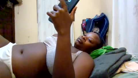 Snapshot of sweetyass25 chatting on 07-16-26, 06:58 sweetyass25 online show from 07-16-26, 06:58