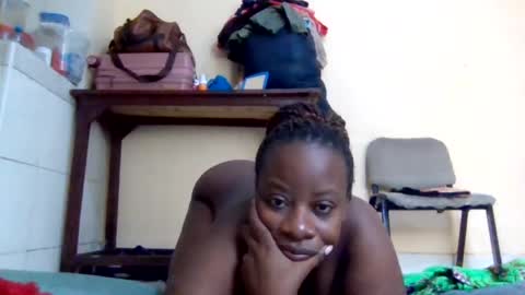 Snapshot of sweetyass25 chatting on 07-27-26, 07:26 sweetyass25 online show from 07-27-26, 07:26