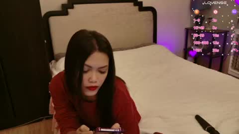 Snapshot of sweetygirl014 chatting on 07-18-26, 05:50 Jane online show from 07-18-26, 05:50