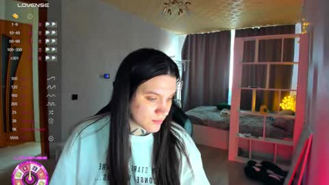 Snapshot of sweetyladiy chatting on 03-21-26, 08:19 Aiza online show from 03-21-26, 08:19