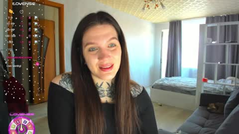 Snapshot of sweetyladiy chatting on 03-27-26, 07:03 Aiza online show from 03-27-26, 07:03