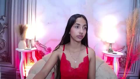 LAURA online show from 10-11-25, 12:04