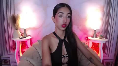 LAURA online show from 01-06-26, 11:47