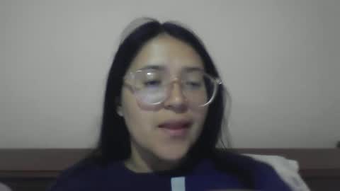 sweetyypeach online show from 12-11-24, 04:18