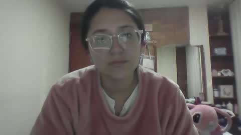 sweetyypeach online show from 12-28-24, 03:47