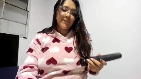 sweetyypeach online show from 01-07-25, 02:53