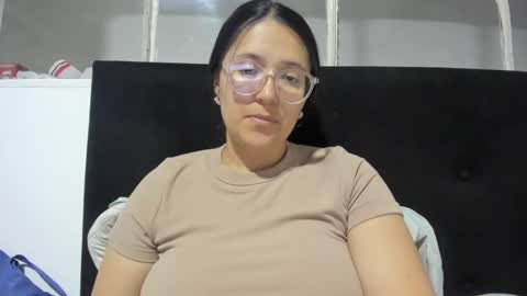 sweetyypeach online show from 01-20-25, 11:10