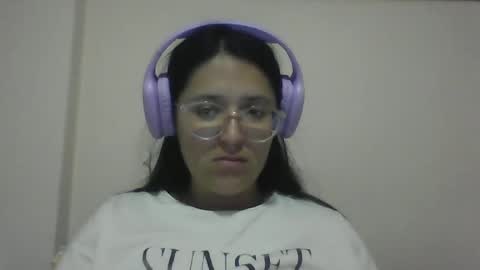 sweetyypeach online show from 02-24-25, 03:23