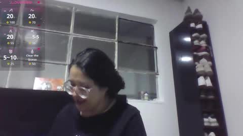 sweetyypeach online show from 09-21-25, 12:45