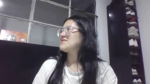 sweetyypeach online show from 10-13-25, 11:38