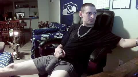 Snapshot of swelteringk chatting on 12-26-24, 03:16 Kile online show from 12-26-24, 03:16