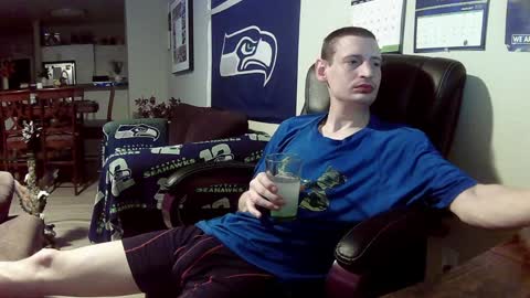 Snapshot of swelteringk chatting on 01-09-25, 03:15 Kile online show from 01-09-25, 03:15