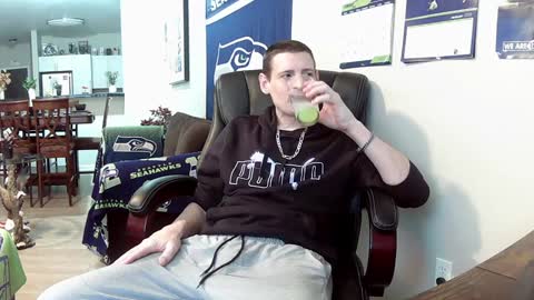 Snapshot of swelteringk chatting on 01-29-25, 11:46 Kile online show from 01-29-25, 11:46