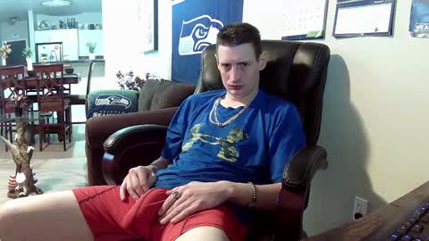 Snapshot of swelteringk chatting on 02-11-25, 05:47 Kile online show from 02-11-25, 05:47