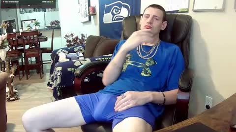 Snapshot of swelteringk chatting on 09-17-25, 01:51 Kile online show from 09-17-25, 01:51