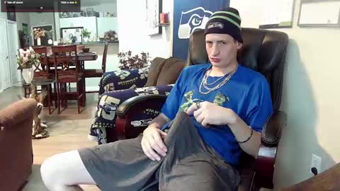 Snapshot of swelteringk chatting on 10-04-25, 11:25 Kile online show from 10-04-25, 11:25