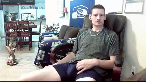 Snapshot of swelteringk chatting on 10-21-25, 02:56 Kile online show from 10-21-25, 02:56