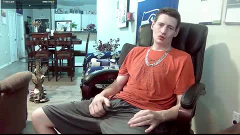 Snapshot of swelteringk chatting on 10-29-25, 01:52 Kile online show from 10-29-25, 01:52